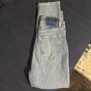 Like new ankle length Abercrombie and Fitch jeans